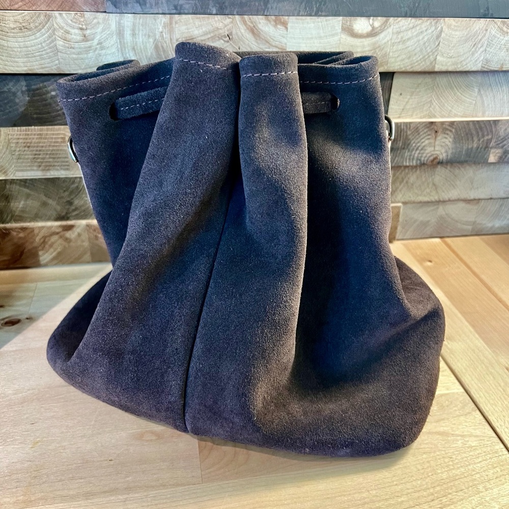 Go Forth Goods Chocolate Suede Abby, brand new - Picture 2 of 4